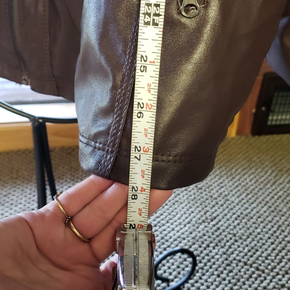 Women's Fall Jacket - Picture 10 of 12